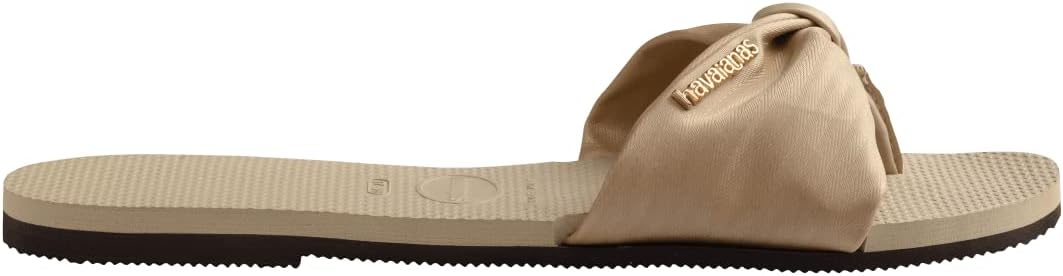 Havaianas Women’s You St. Tropez Lush Sandal – Sand Grey, Size 7/8