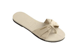 Havaianas Women’s You St. Tropez Shine Flip Flops – Stylish Summer Sandals